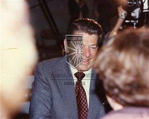 Image description is not available for 1980.086